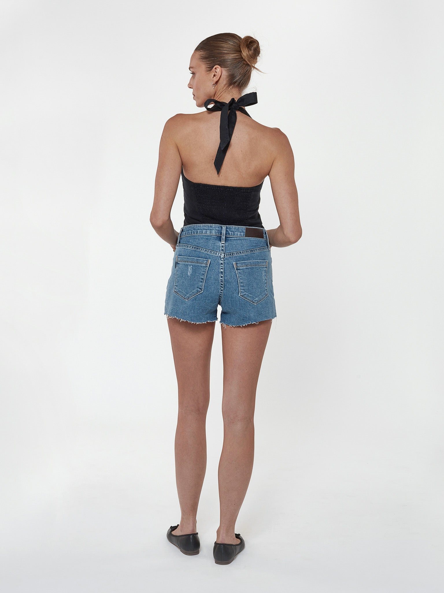 Charlie Short w/Raw Hem in Brentwood Distressed