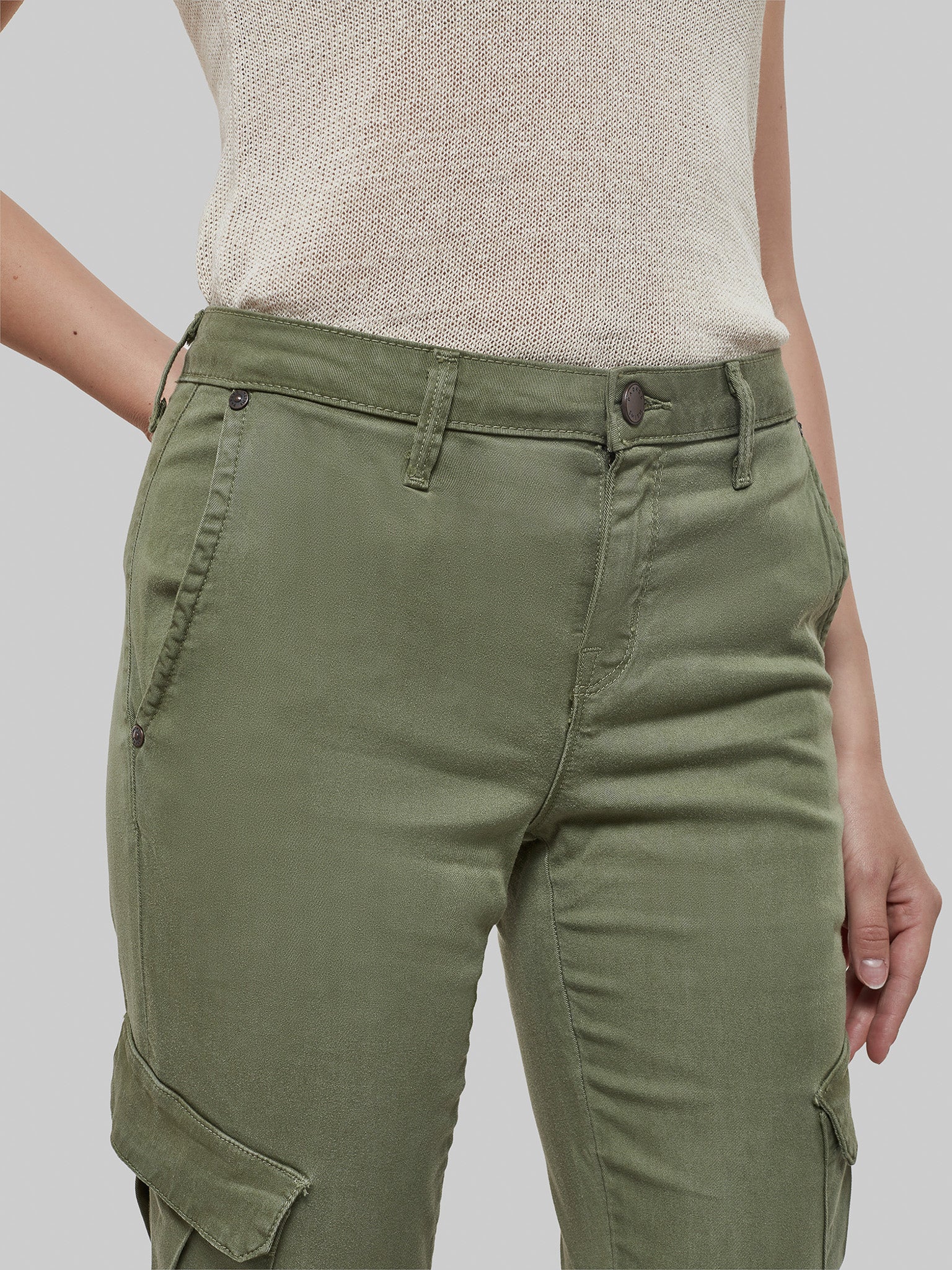 Chloe Cargo in Aloe